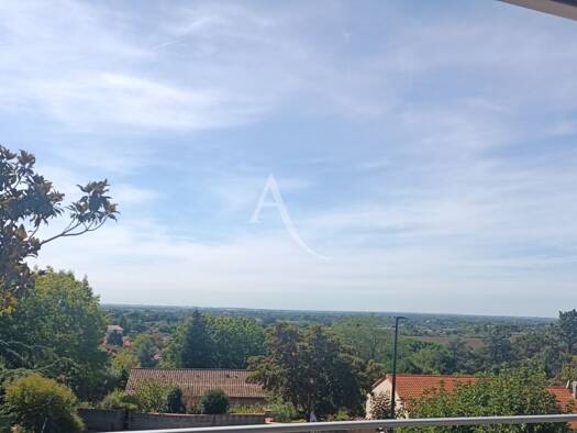 Maison à louer 1 380 € 5 pièces 3 chambres 107 m² 723 m² de terrain Gratentour 31150