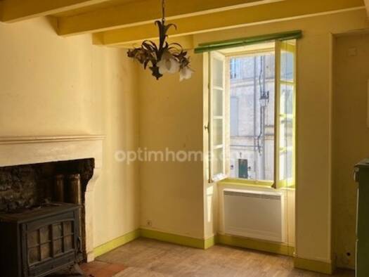 Maison de ville à vendre 79 000 € 3 pièces 2 chambres 72 m² 340 m² de terrain Villebois-Lavalette 16320
