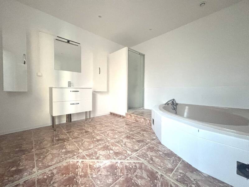 Maison à louer, 125m², CARVIN