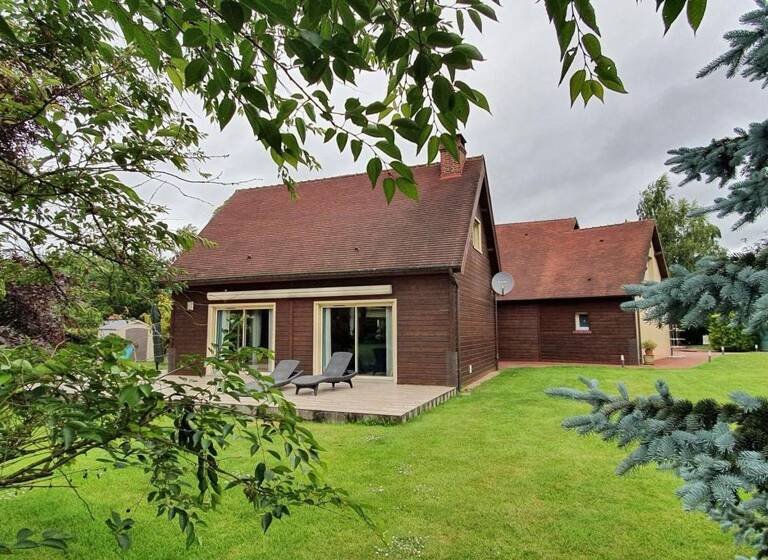Maison à vendre 462 900 € 10 pièces 5<br/>chambres 236 m²<br/>superficie 3 600 m²<br/>terrain Lisieux 14100