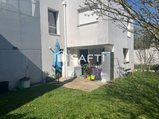 Duplex à vendre 369 900 € 4 pièces 3 chambres 82 m² RDC Le Pigeon Blanc Saint-Jacques-de-la-Lande 35136