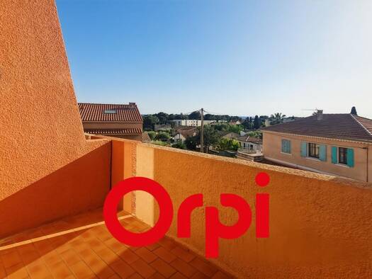 Duplex à louer 800 € 2 pièces 1 chambre 31,5 m² 2ème étage Sud Ouest Bandol 83150