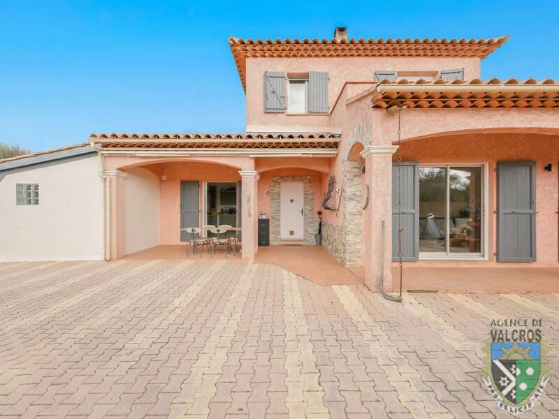 Maison à vendre, 170m², LA LONDE LES MAURES