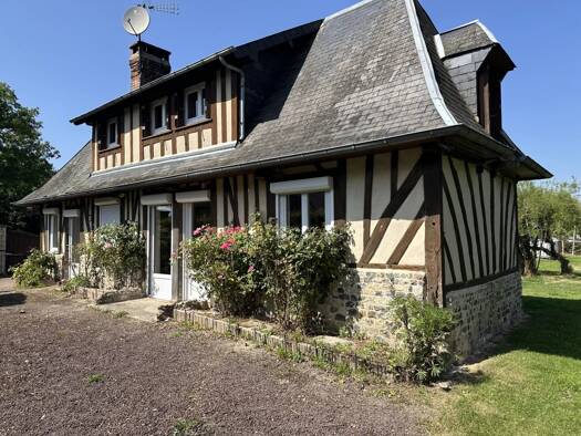 Maison à vendre 241 500 € 5 pièces 2 chambres 130 m² 2 323 m² de terrain Épaignes 27260