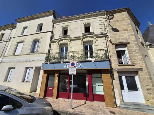 Immeuble à vendre 205 000 € 248 m² Nord Doué-en-Anjou 49700