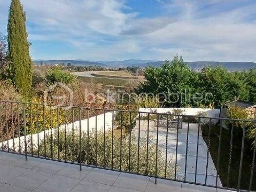 Maison à vendre 315 000 € 5 pièces 4 chambres 110 m² 560 m² de terrain Volx 04130