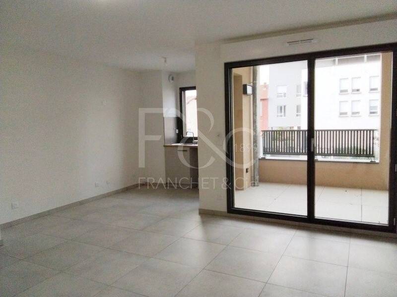 Maison à louer, 46m², TASSIN LA DEMI LUNE