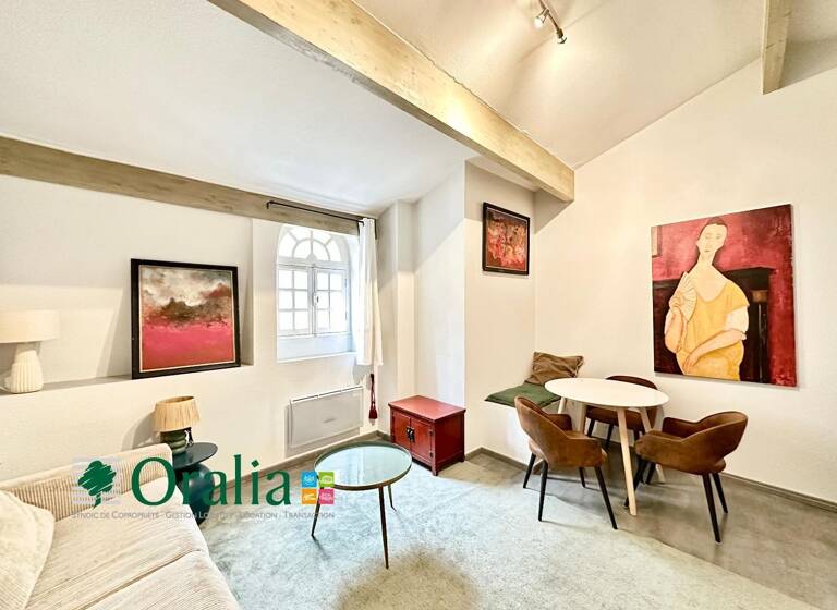 Appartement à louer 800 € 2 pièces 1<br/>chambre 39,4 m²<br/>superficie 3/1<br/>étage Hôtel de Ville-Quinconce-Saint Seurin-Fondaudège Bordeaux 33000