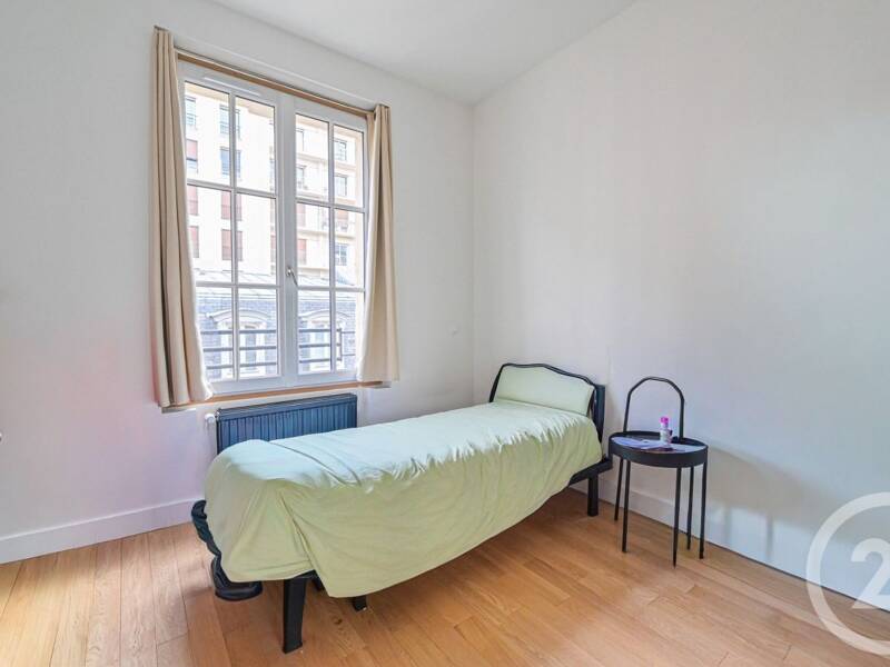 Maison à louer, 36m², PARIS 16E