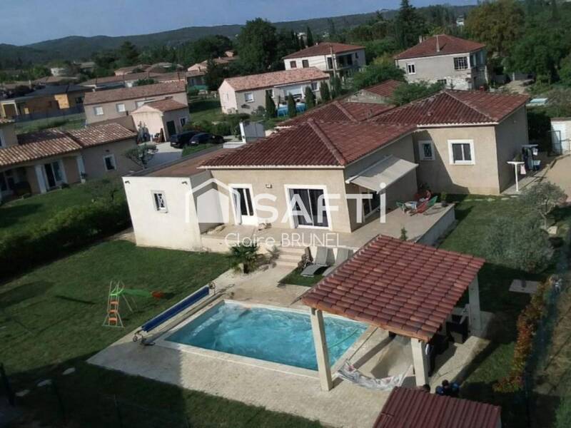 Maison à vendre, 162m², SAINT JULIEN LES ROSIERS