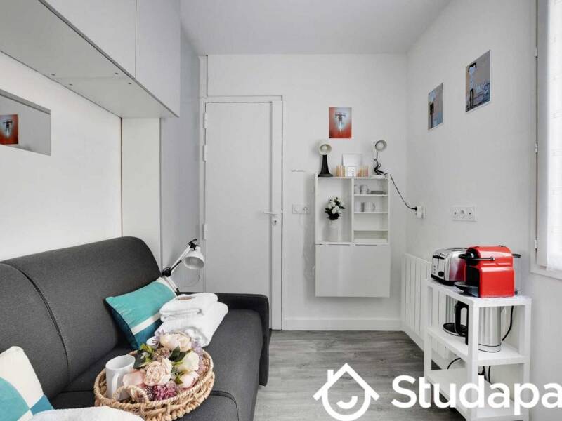 Maison à louer, 9m², PARIS 18E