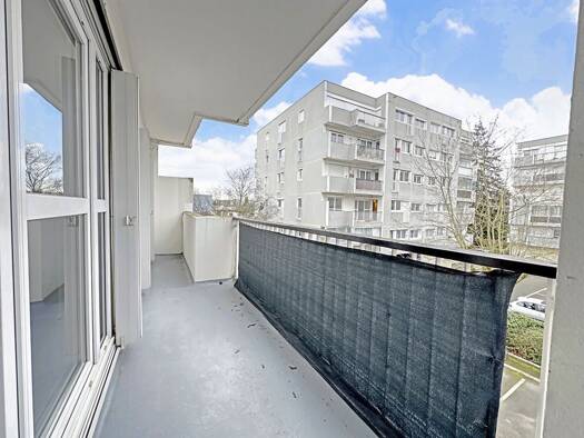 Appartement à vendre 183 000 € 3 pièces 2 chambres 71 m² Étage 2/5 Les Ebisoires Plaisir 78370