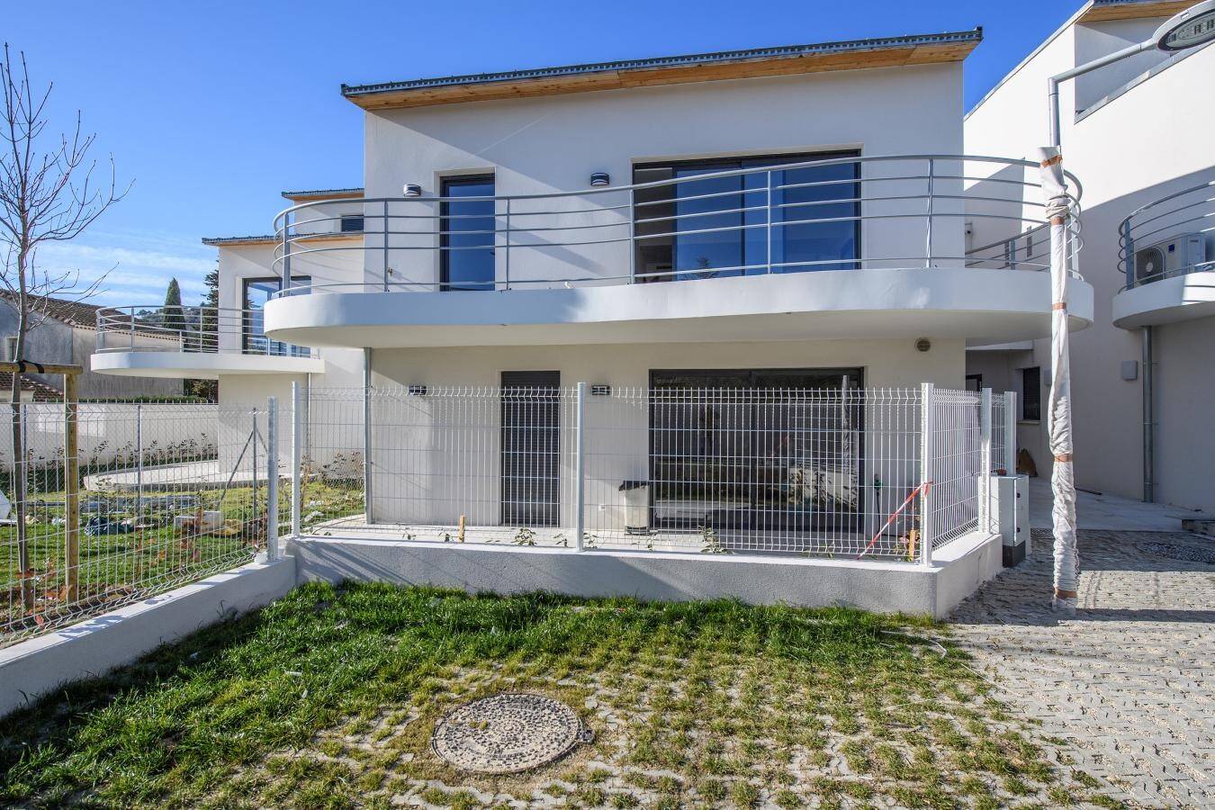 Maison à louer, 88m², VILLENEUVE LES AVIGNON