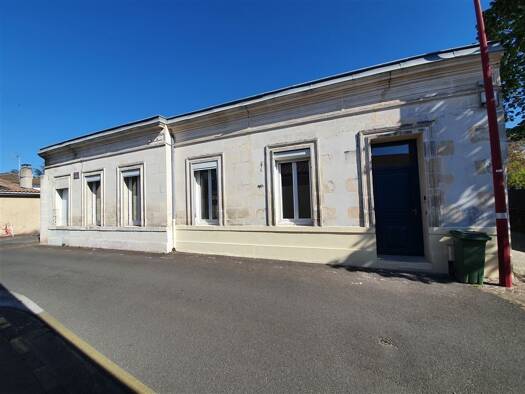 Maison à louer 1 215 € 4 pièces 2 chambres 118 m² Sud Est Le Taillan-Médoc 33320