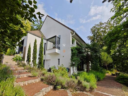 Maison à vendre 790 000 € 8 pièces 6 chambres 300 m² 1 541 m² de terrain Coye-la-Forêt 60580