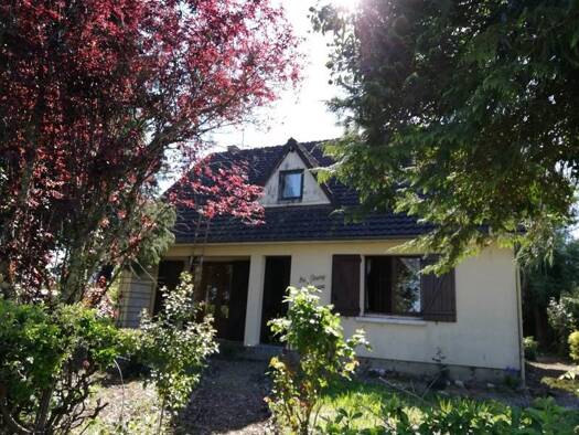 Maison de plain-pied à vendre 125 976 € 5 pièces 3 chambres 115 m² 1 500 m² de terrain Saint-Benoît-du-Sault 36170