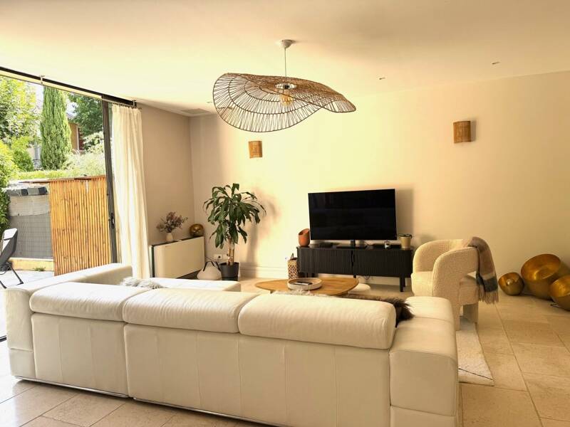 Maison à louer, 210m², AIX EN PROVENCE