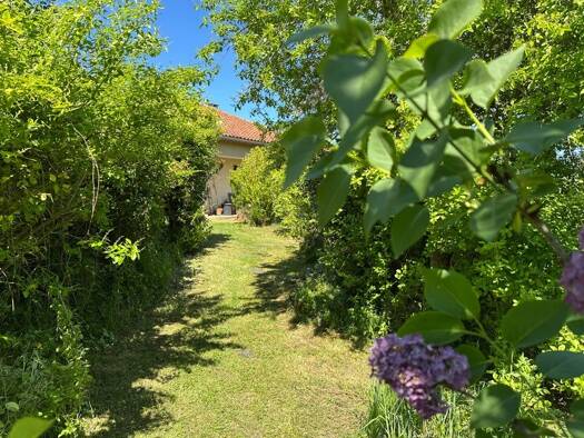 Maison de plain-pied à vendre 148 000 € 5 pièces 3 chambres 110 m² 12 122 m² de terrain Manas-Bastanous 32170