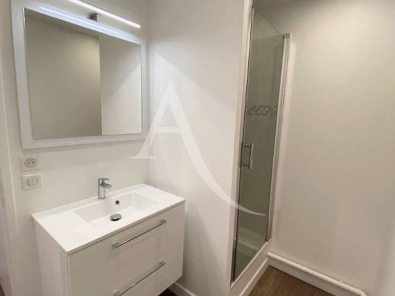 Maison à louer, 32m², BUSSY SAINT GEORGES