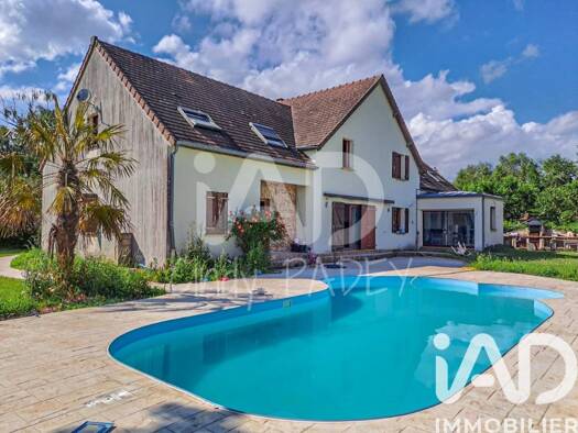 Maison à vendre 525 000 € 12 pièces 7 chambres 310 m² 1 624 m² de terrain Crécy-la-Chapelle 77580