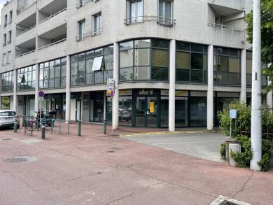 Appartement à vendre 126 000 € 3 pièces 1 chambre 42 m² Étage 1/6 Chambery 73000