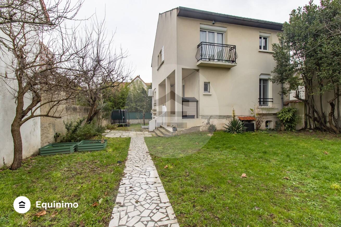 Maison à vendre, 205m², SAINT MAUR DES FOSSES