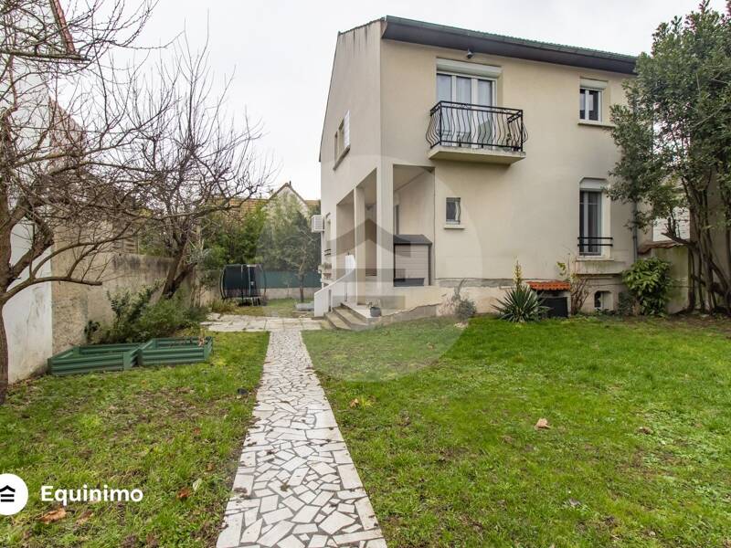 Maison à vendre, 205m², SAINT MAUR DES FOSSES