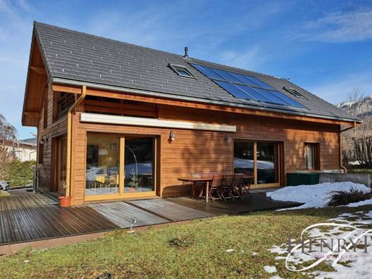 Maison à vendre 1 030 000 € 7 pièces 5 chambres 222 m² 1 439 m² de terrain Villard-de-Lans 38250