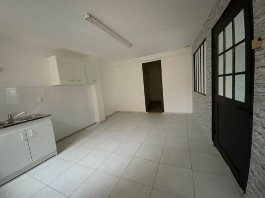 Appartement à louer 395 € 2 pièces 1 chambre 48 m² RDC Buxy 71390