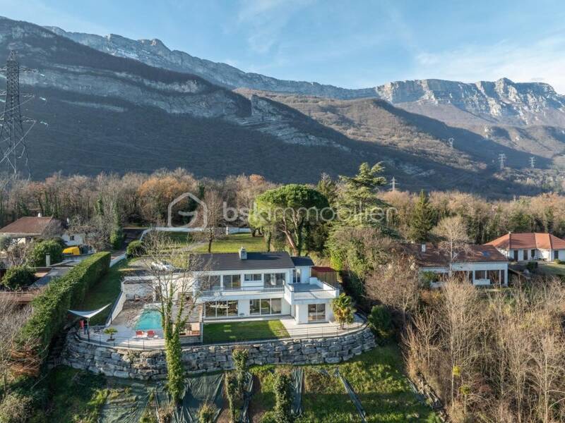 Maison à vendre, 200m², VARCES ALLIERES ET RISSET