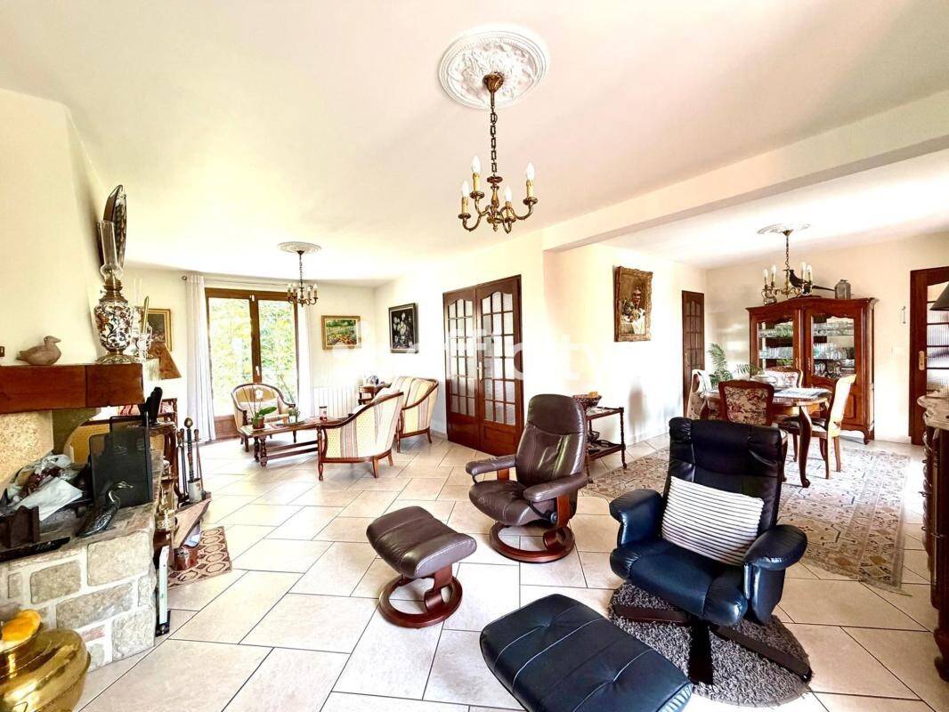 Maison à vendre, 230m², MEZY SUR SEINE