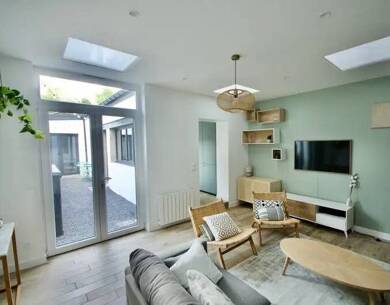 Appartement à louer 510 € 5 pièces 4 chambres 156 m² RDC Centre Lille 59000