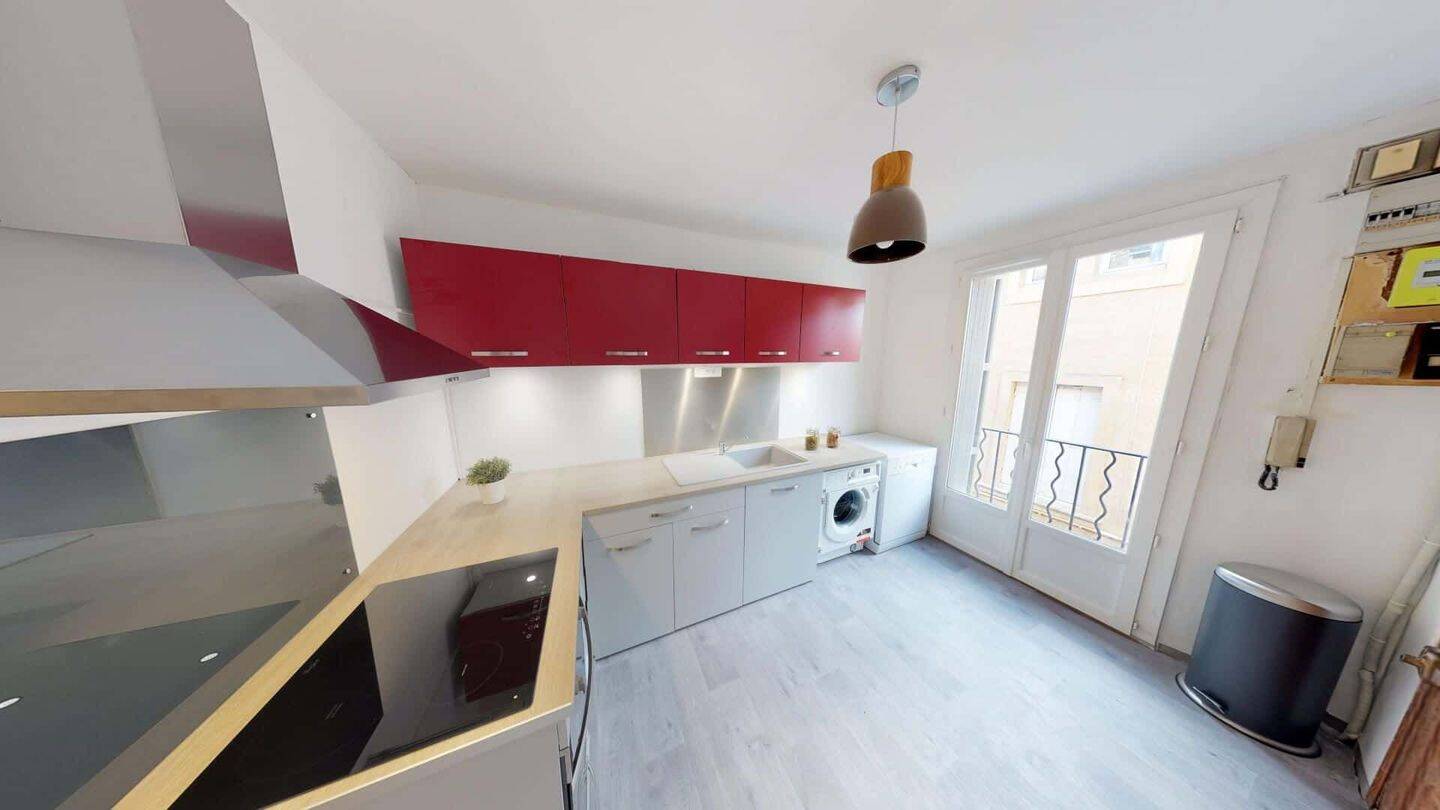 Chambre dans le 3 rue Sainte Anne - Colocation — 14