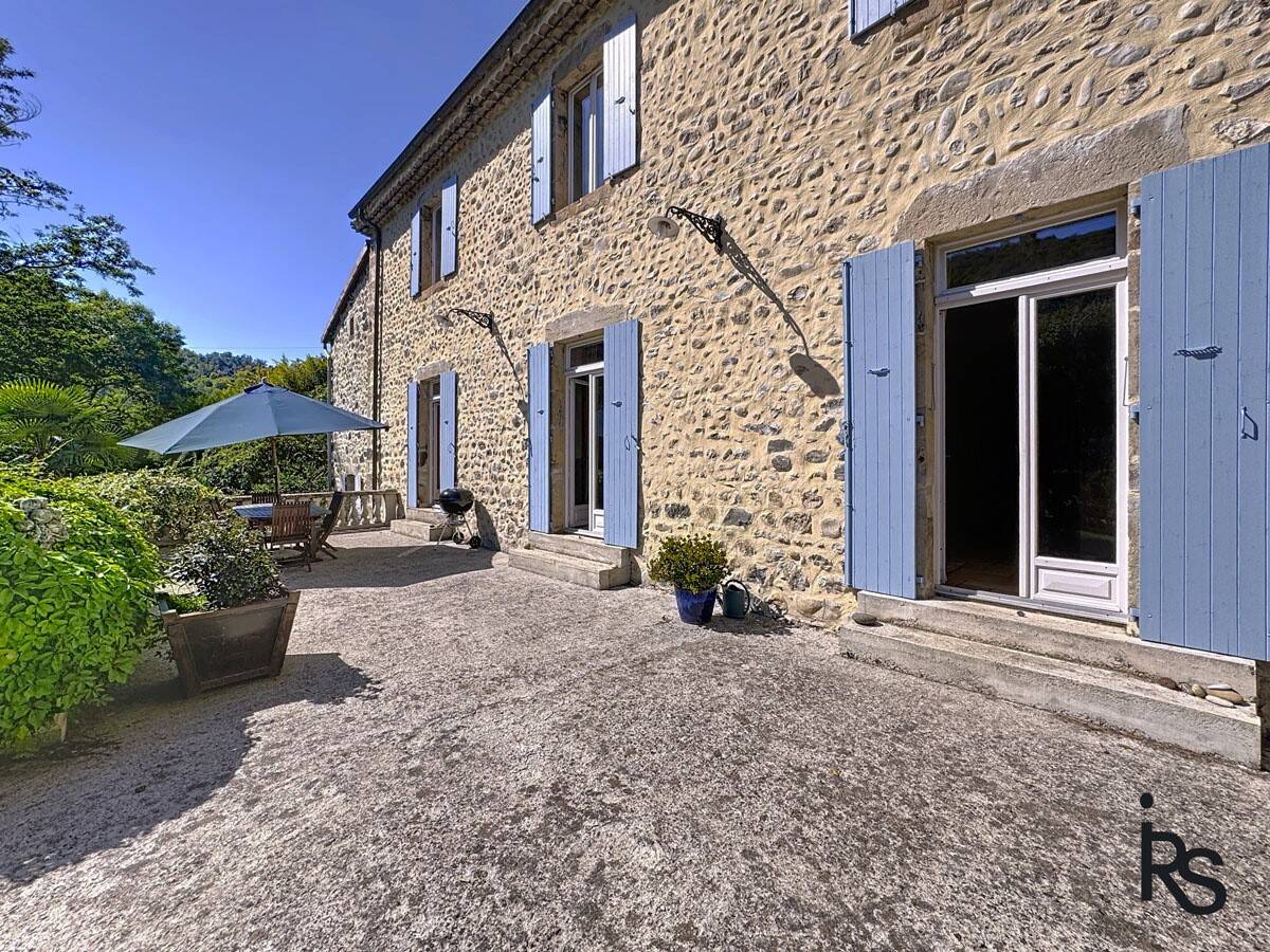 Maison à vendre, 785m², VALS LES BAINS