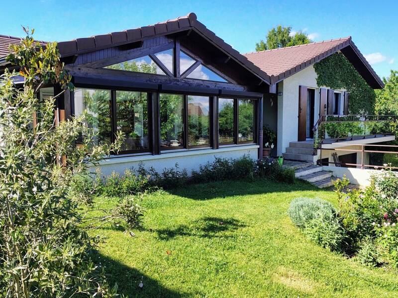 Maison à vendre, 167m², SAINT GENIS LES OLLIERES