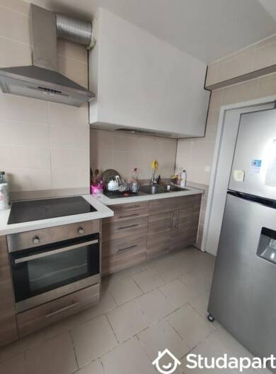 Appartement à louer 390 € 1 pièce 4 chambres 9 m² 9ème étage Universites Dijon 21000