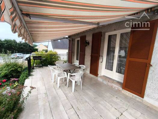 Maison à vendre 222 400 € 3 pièces 2 chambres 90 m² 1 739 m² de terrain Cour-Cheverny 41700