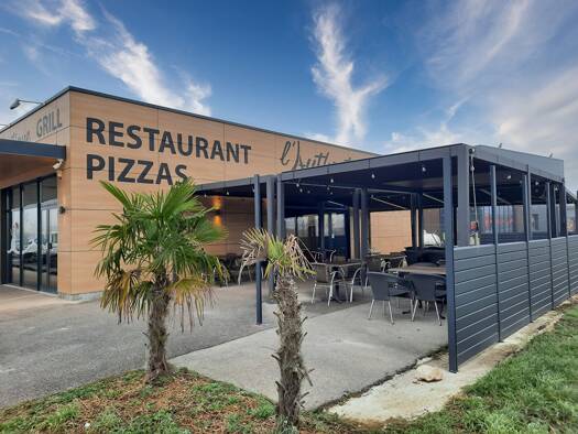 Boutique à vendre Fonds de commerce 86 990 € 1 pièce 228 m² de surface de vente Dole 39100