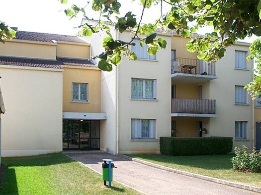 Appartement à louer 353 € 2 pièces 1 chambre 62 m² RDC Vitteaux 21350