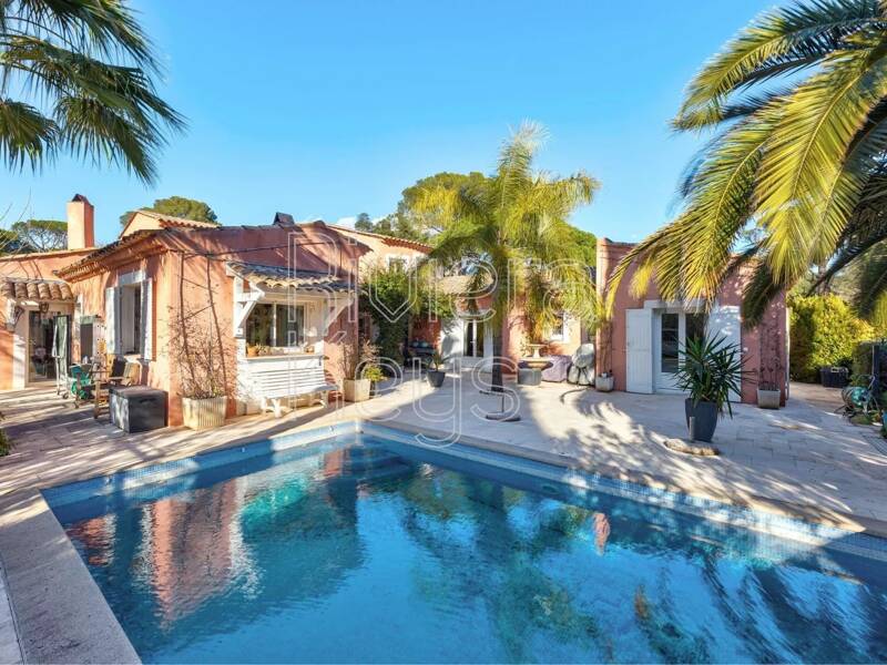 Maison à vendre, 260m², FREJUS