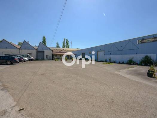 Immeuble à vendre 5 250 000 € 4 000 m² Sous le Bois Louvroil 59720