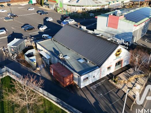 Local commercial à vendre 278 000 € 348 m² de surface de vente Ponetie Aurillac 15000