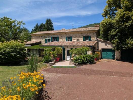 Mas à vendre 690 000 € 6 pièces 4 chambres 165 m² 8 620 m² de terrain Jaujac 07380