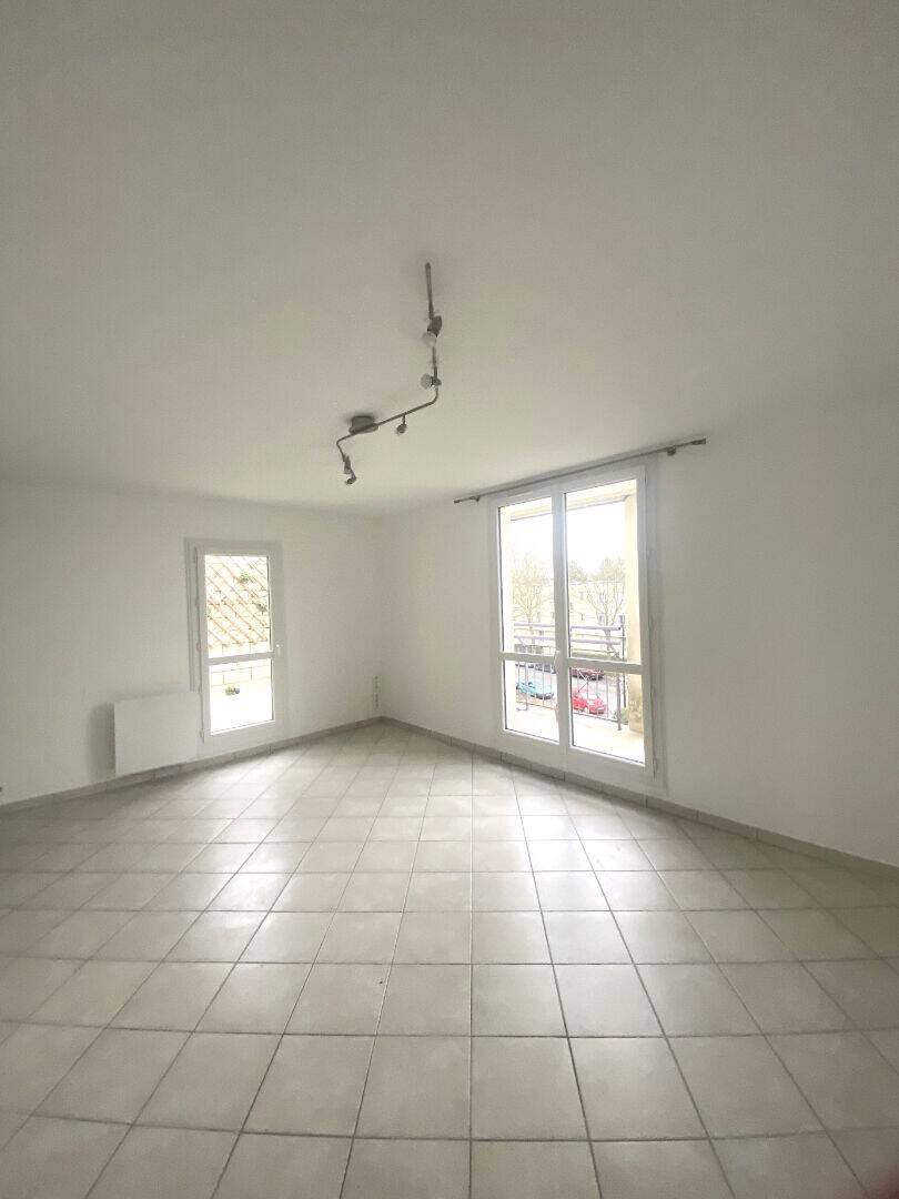 Maison à louer, 69m², MONTIGNY LE BRETONNEUX