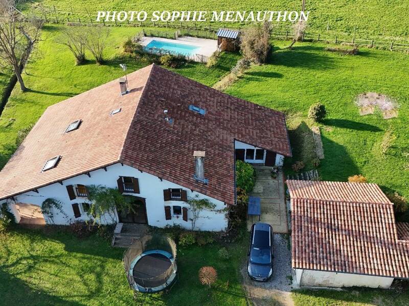 Maison à vendre, 330m², PEYREHORADE