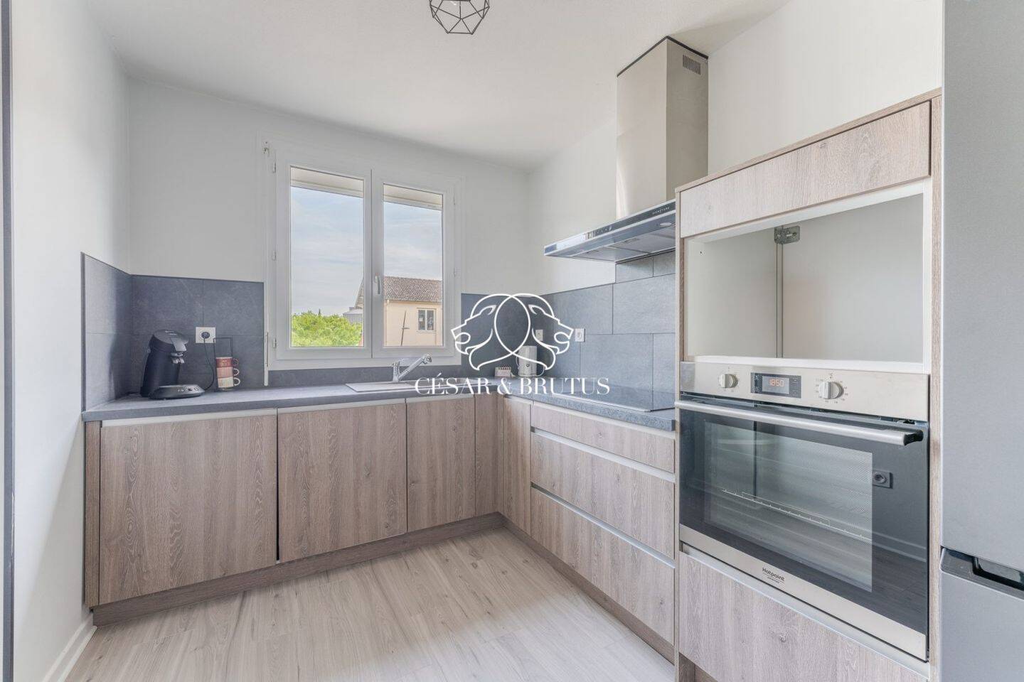 Maison à vendre, 52m², LA TOUR DE SALVAGNY