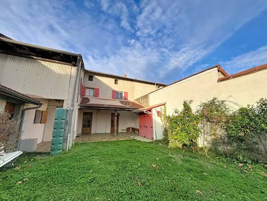 Maison à vendre 185 000 € 6 pièces 4 chambres 124 m² 245 m² de terrain Saint-Uze 26240