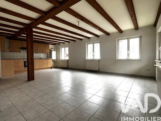 Duplex à vendre 149 000 € 3 pièces 2 chambres 63 m² Étage 1/2 Dannemarie 68210