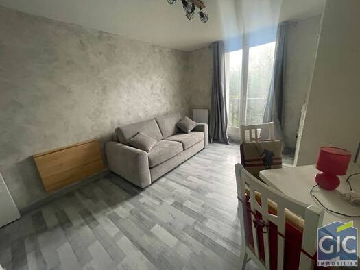 Appartement à louer 600 € 1 pièce 26 m² RDC/3 Blonville-sur-Mer 14910