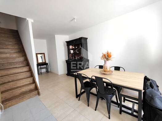Maison à vendre 119 840 € 4 pièces 2 chambres 72 m² 89 m² de terrain Pons 17800